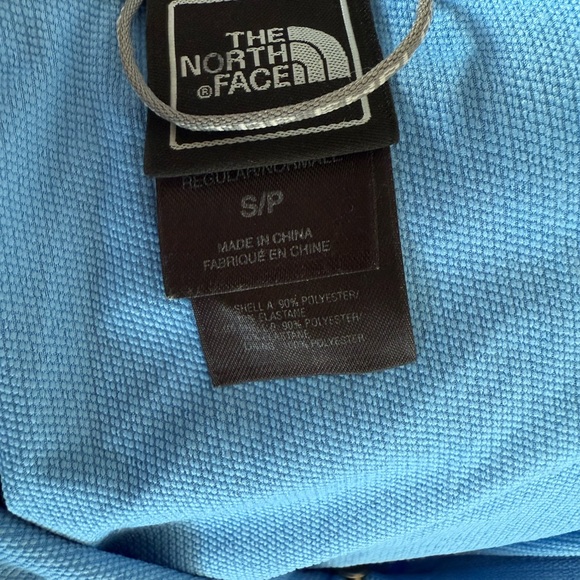 The North Face Sky Blue Jacket with Gold Logo - Picture 4 of 4